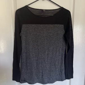 Ann Taylor - S Thin Long Sleeve Sweater